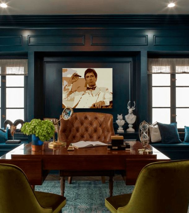 Најголемите мафијаши на платно Scarface - Tony Montana пуши цигара